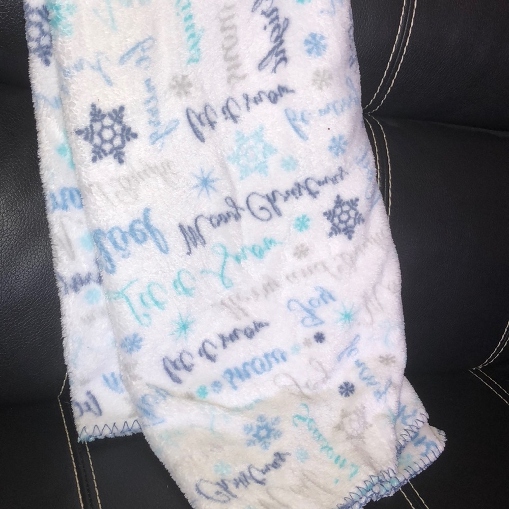 Cozy winter blanket - Picture 3 of 3